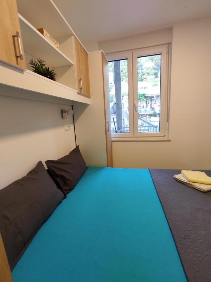 Apartment Ravnice Omiš Eksteriør bilde