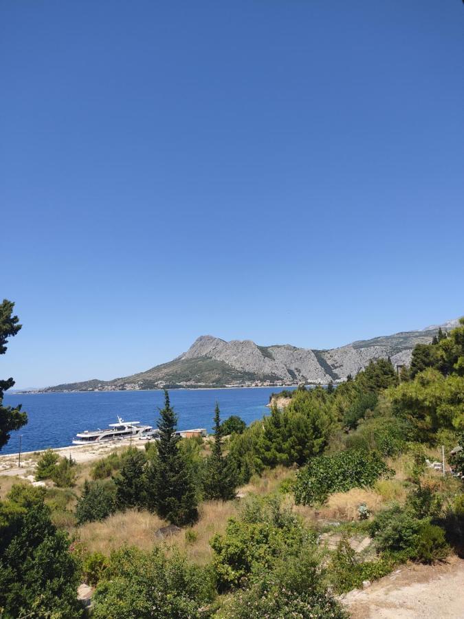 Apartment Ravnice Omiš Eksteriør bilde