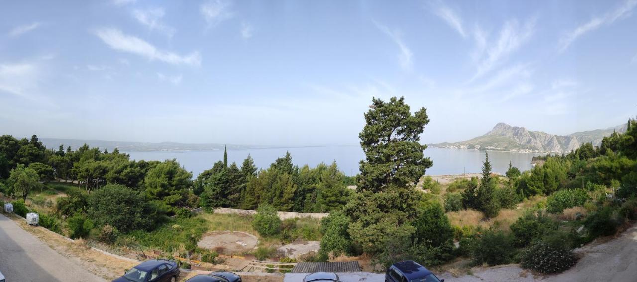 Apartment Ravnice Omiš Eksteriør bilde